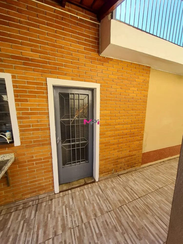 Casa, 3 quartos, 172 m² - Foto 1