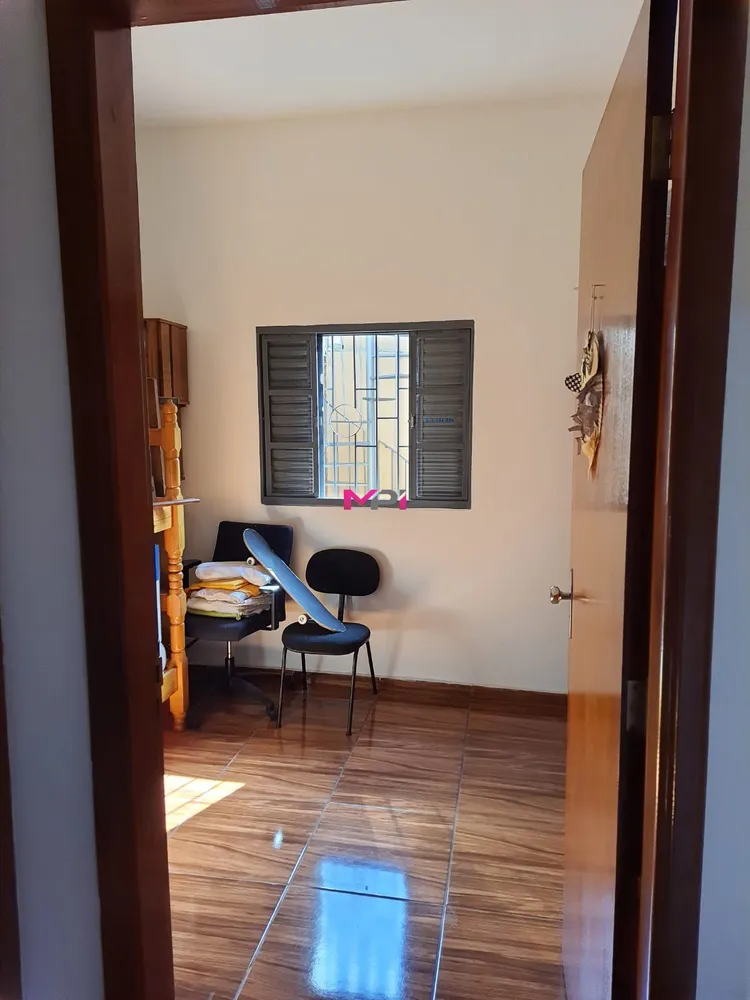 Casa, 3 quartos, 172 m² - Foto 3