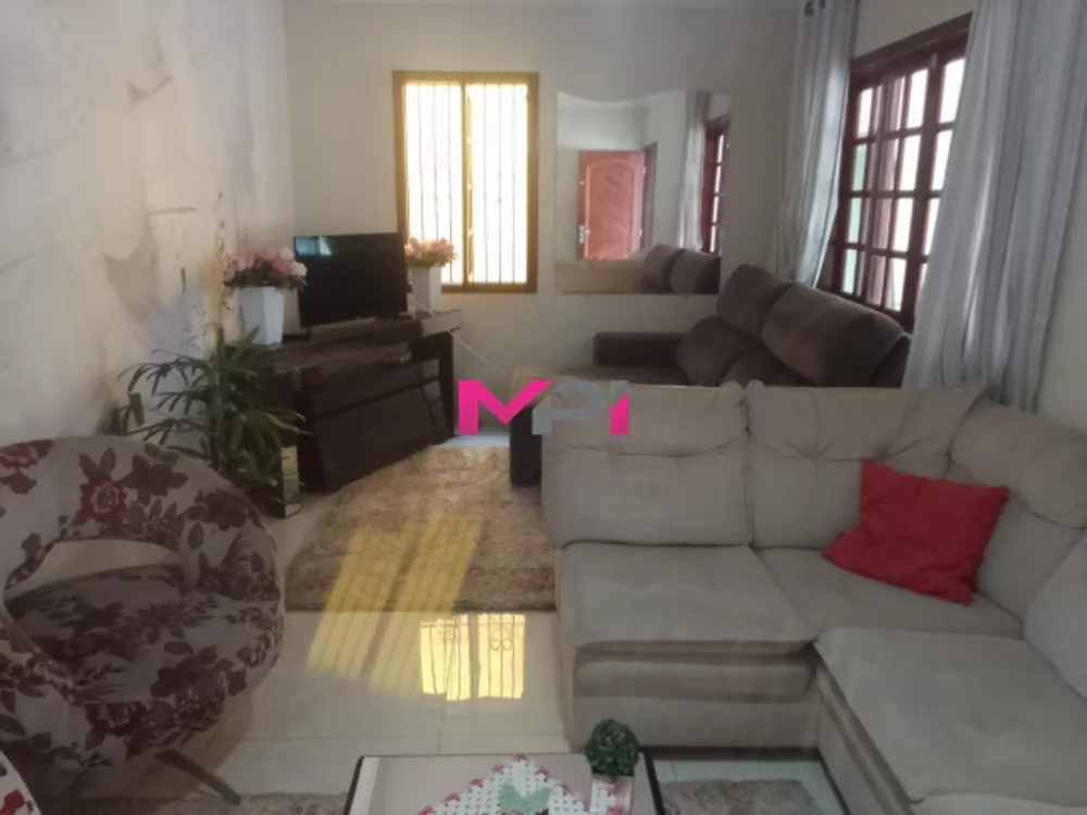 Sobrado à venda com 3 quartos, 150m² - Foto 1