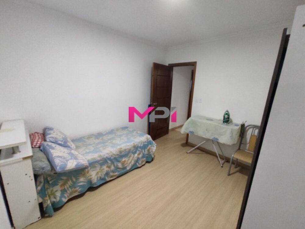 Casa à venda com 2 quartos, 139m² - Foto 3