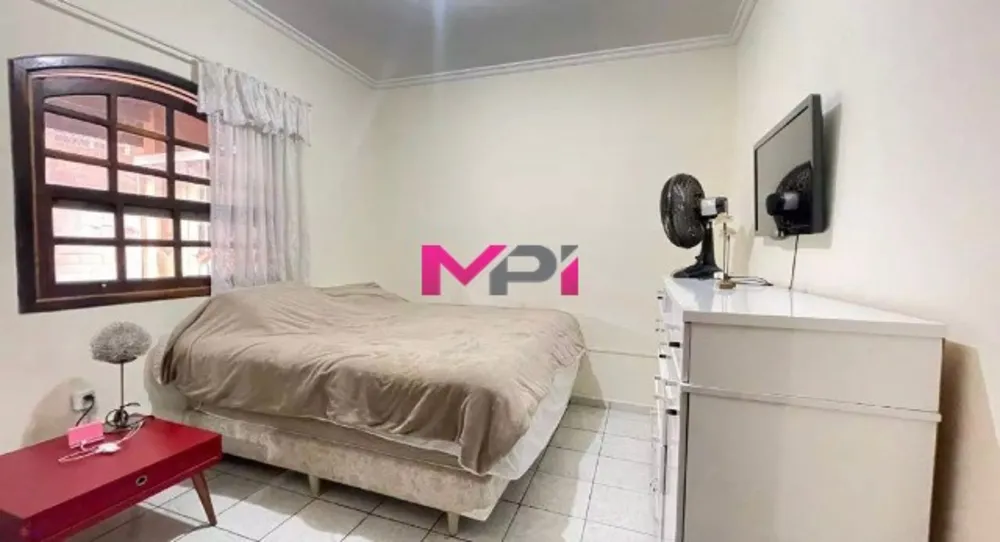 Chácara, 3 quartos, 659 m² - Foto 11