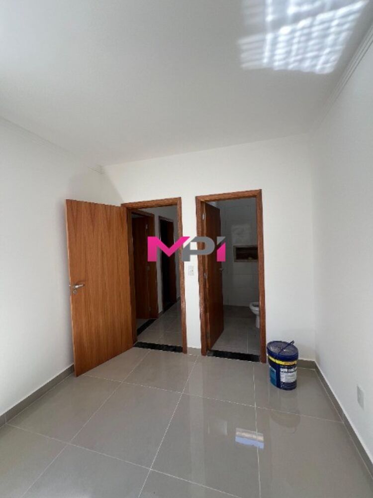 Casa à venda com 3 quartos, 101m² - Foto 8