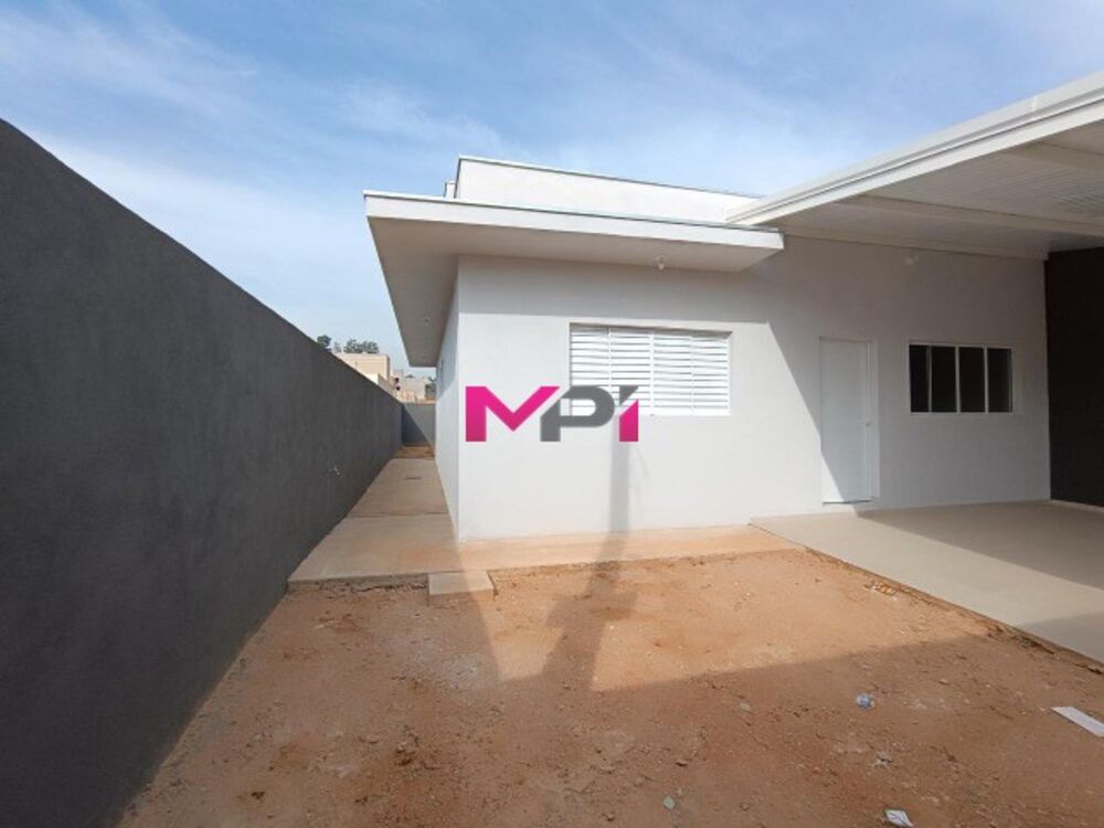 Casa à venda com 2 quartos, 111m² - Foto 2