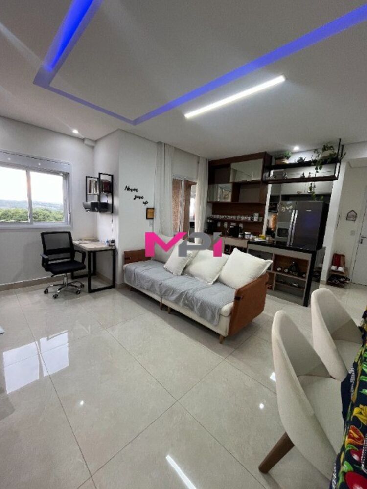 Apartamento à venda com 2 quartos, 69m² - Foto 2
