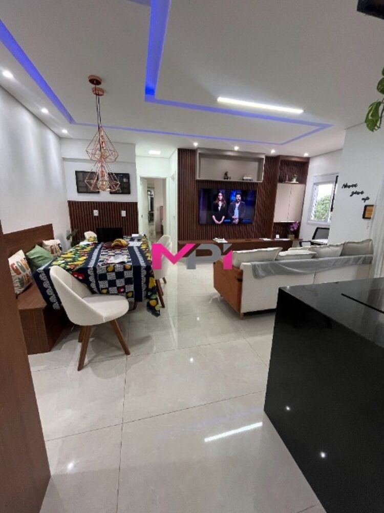 Apartamento à venda com 2 quartos, 69m² - Foto 5