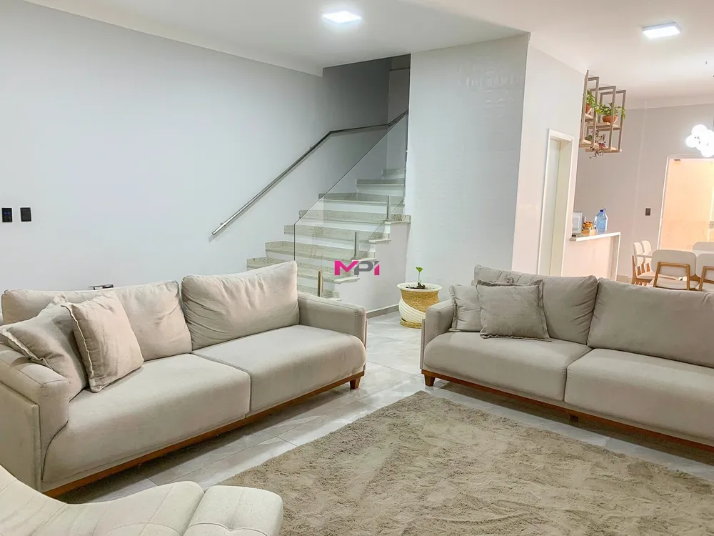 Sobrado, 3 quartos, 203 m² - Foto 2