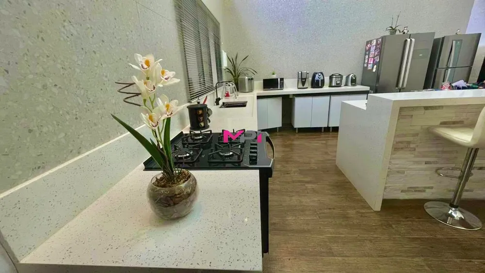 Casa, 3 quartos, 202 m² - Foto 10