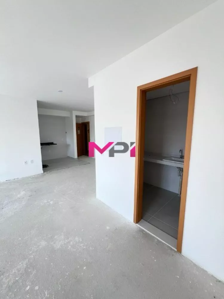 Apartamento à venda com 2 quartos, 95m² - Foto 5