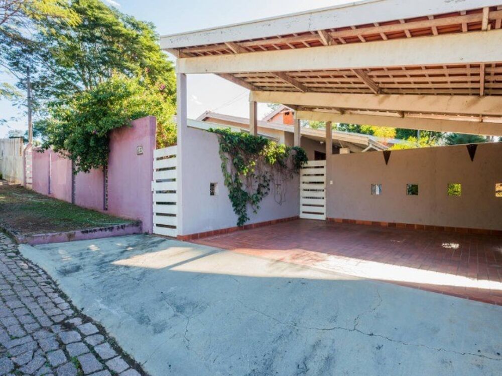 Casa de Condomínio à venda com 3 quartos, 450m² - Foto 3