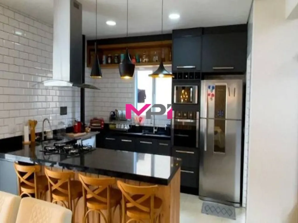 Casa, 3 quartos, 225 m² - Foto 2