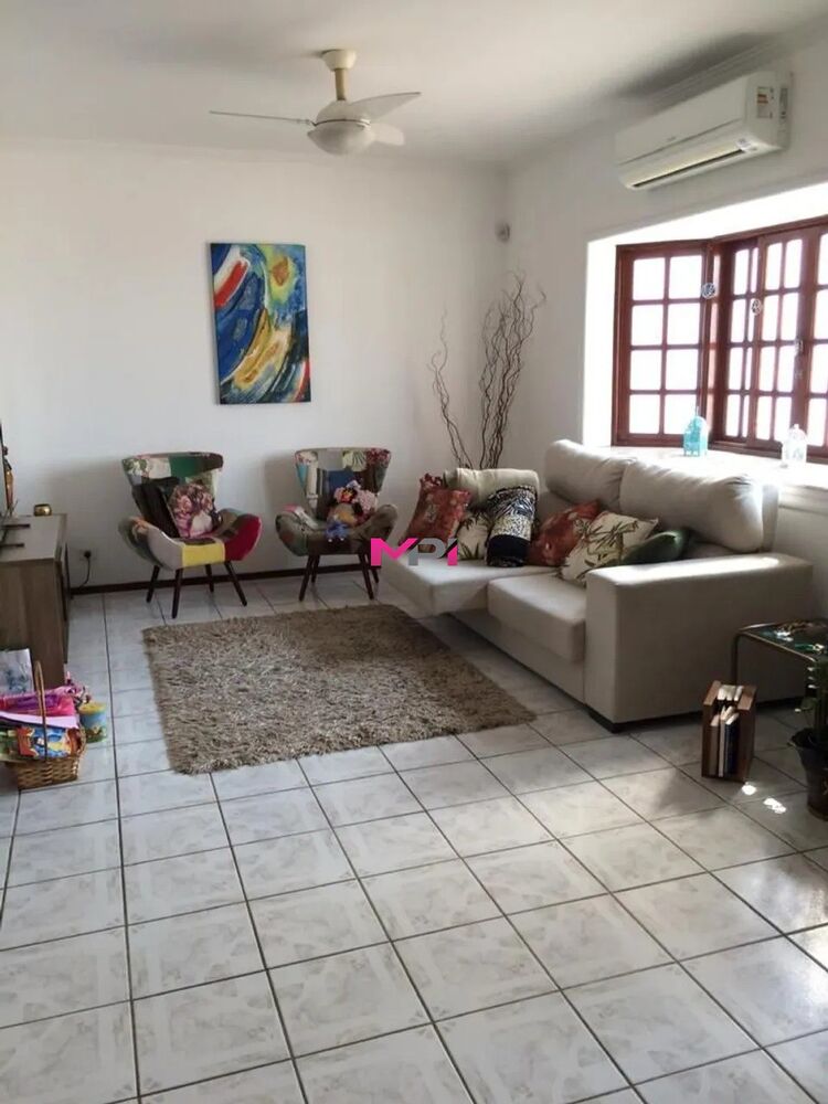 Sobrado, 3 quartos, 182 m² - Foto 4