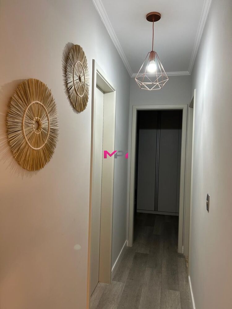 Apartamento à venda com 2 quartos, 75m² - Foto 3