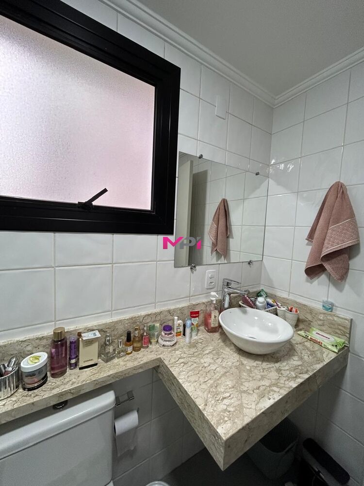 Apartamento à venda com 2 quartos, 75m² - Foto 13
