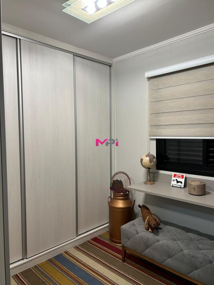 Apartamento à venda com 2 quartos, 75m² - Foto 11
