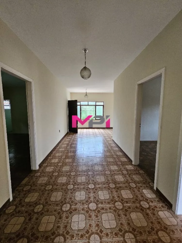 Casa, 5 quartos, 297 m² - Foto 3