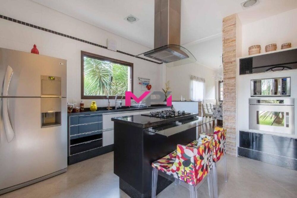 Casa à venda com 3 quartos, 500m² - Foto 15