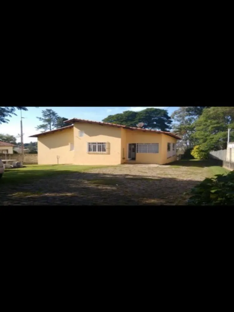 Chácara, 3 quartos, 1615 m² - Foto 2