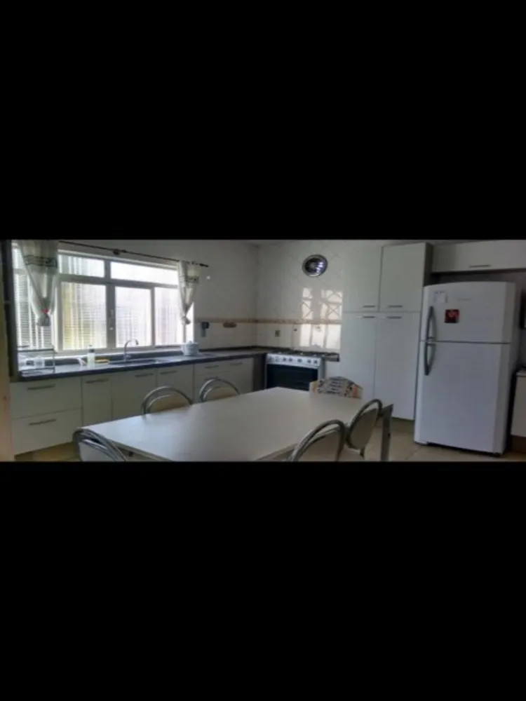 Chácara, 3 quartos, 1615 m² - Foto 9