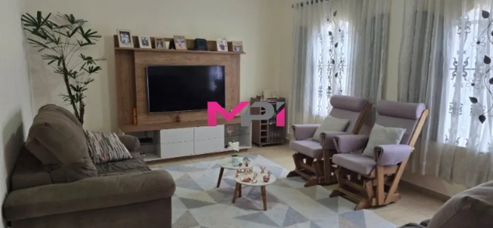 Casa, 3 quartos, 325 m² - Foto 2