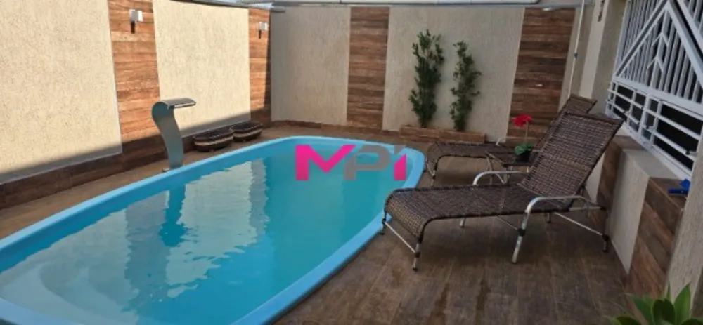 Casa, 3 quartos, 325 m² - Foto 1