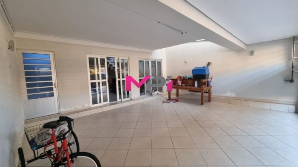 Sobrado à venda com 4 quartos, 226m² - Foto 4