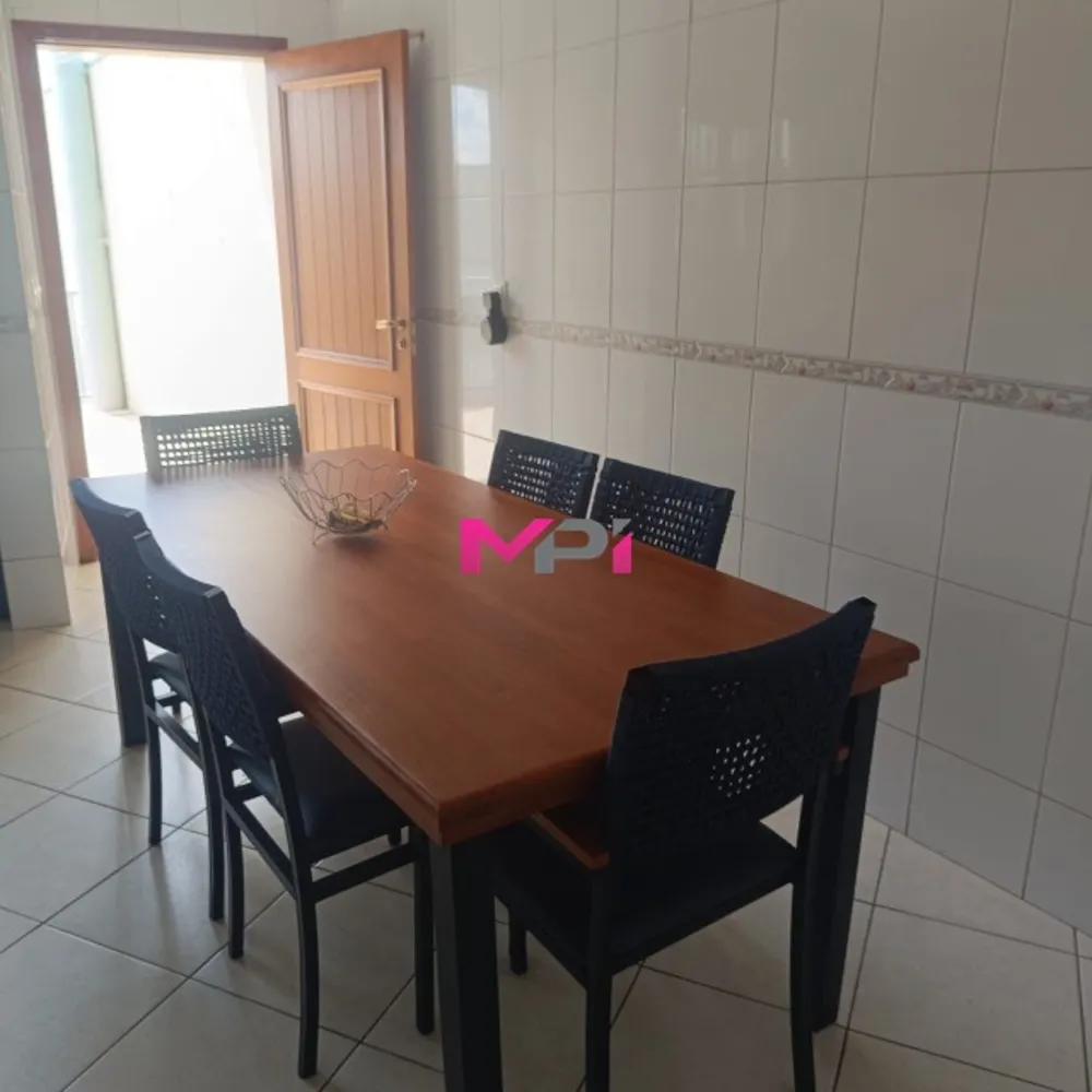 Sobrado, 3 quartos, 250 m² - Foto 1