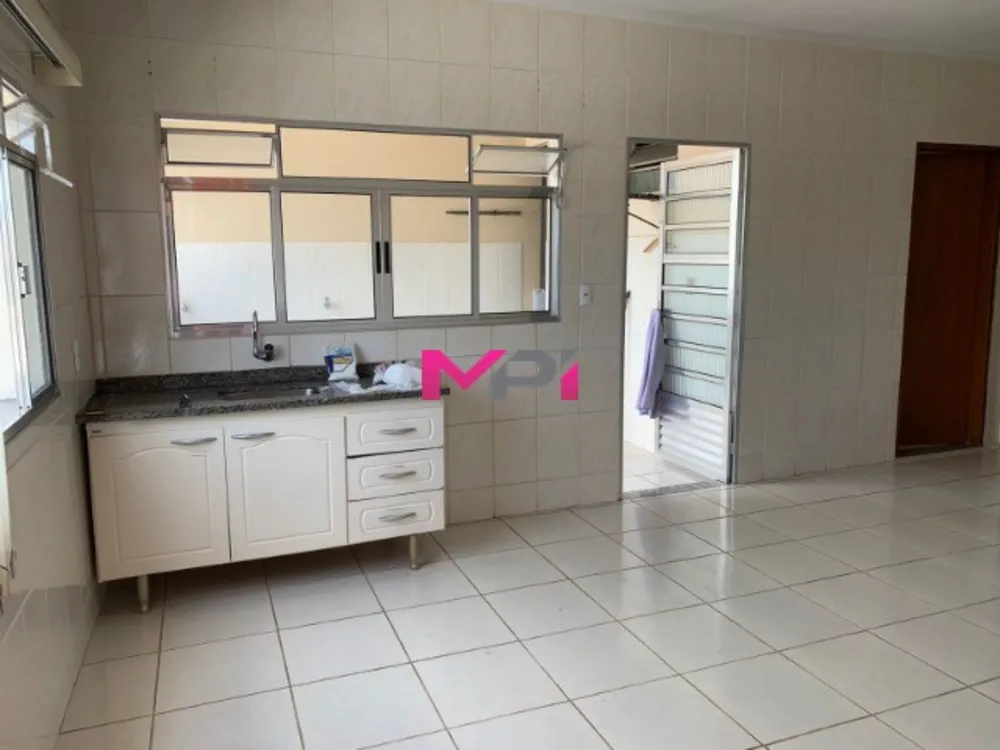 Sobrado, 3 quartos, 298 m² - Foto 4