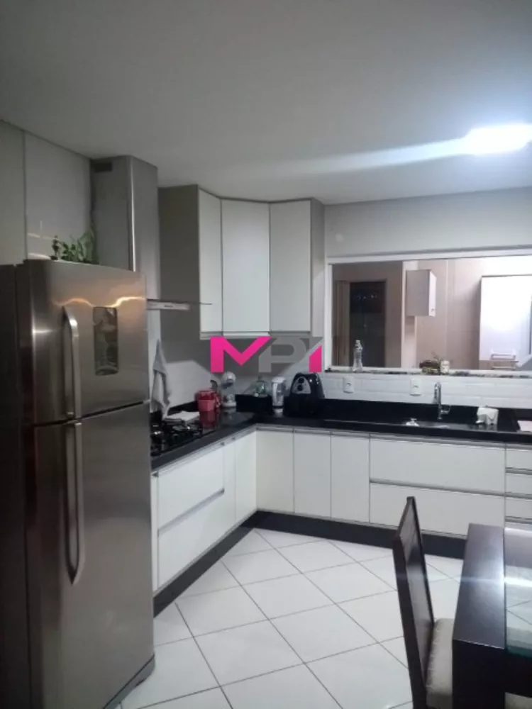 Sobrado à venda com 3 quartos, 170m² - Foto 3