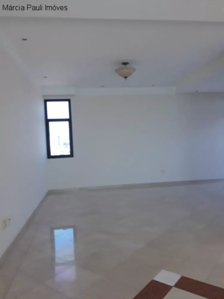 Cobertura à venda com 3 quartos, 240m² - Foto 6