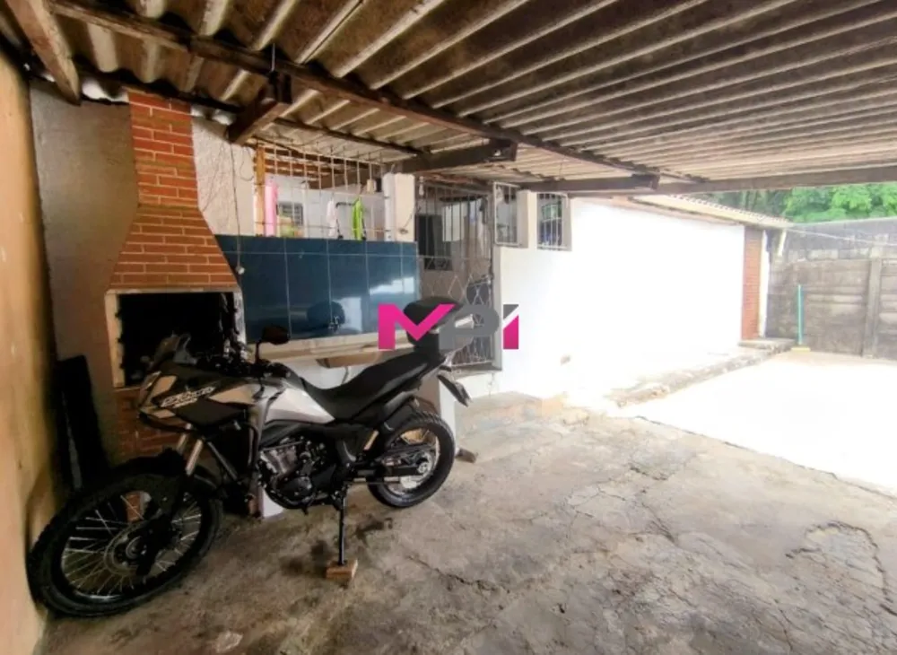 Casa, 6 quartos, 330 m² - Foto 1