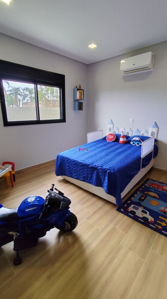 Casa à venda com 3 quartos, 340m² - Foto 14