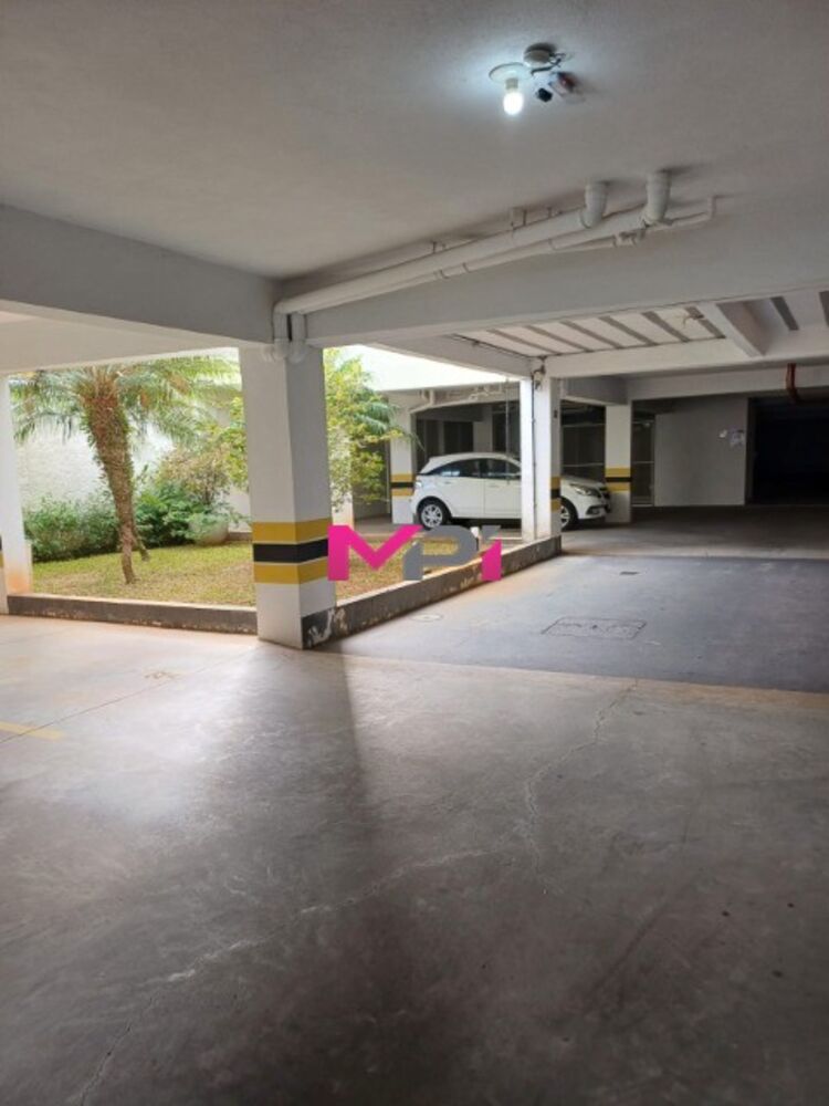 Apartamento à venda com 2 quartos, 77m² - Foto 4