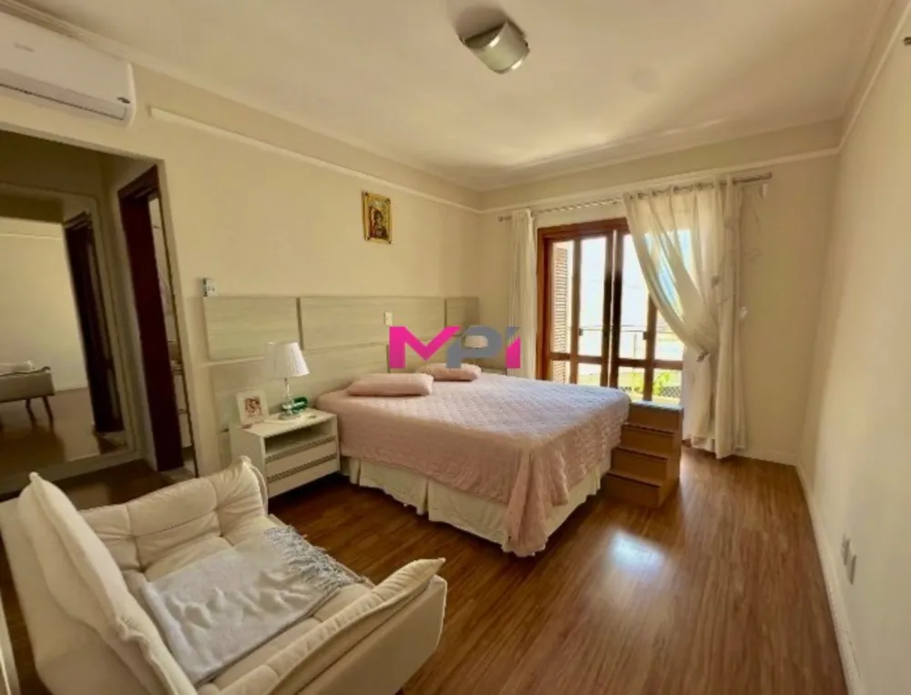 Sobrado, 3 quartos, 255 m² - Foto 1