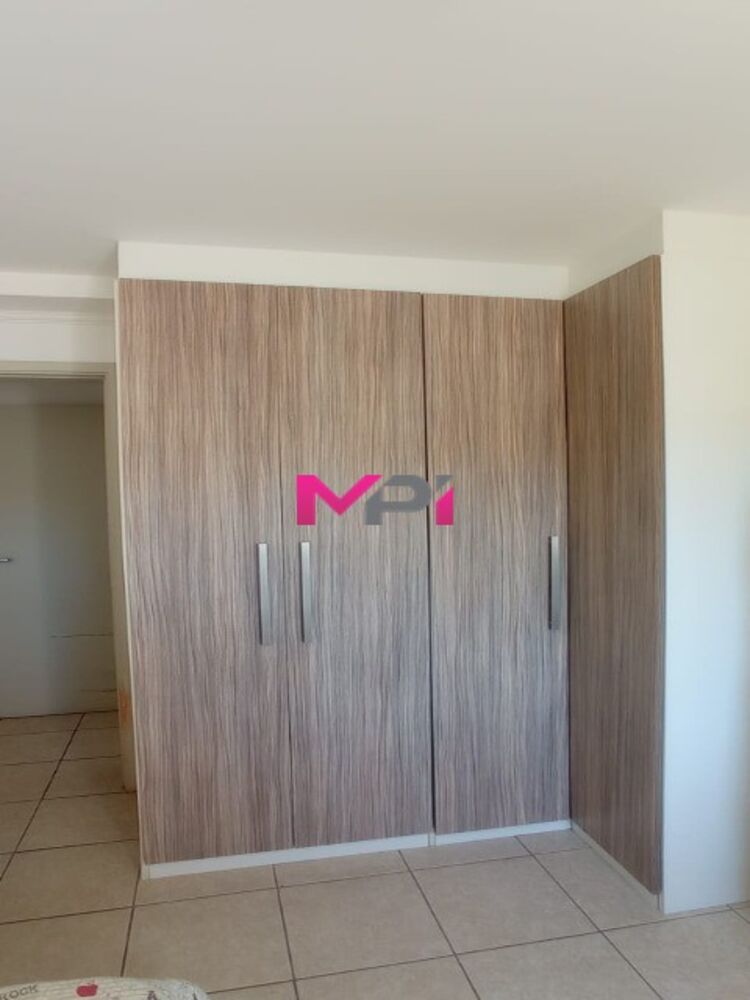 Apartamento à venda com 2 quartos, 73m² - Foto 4