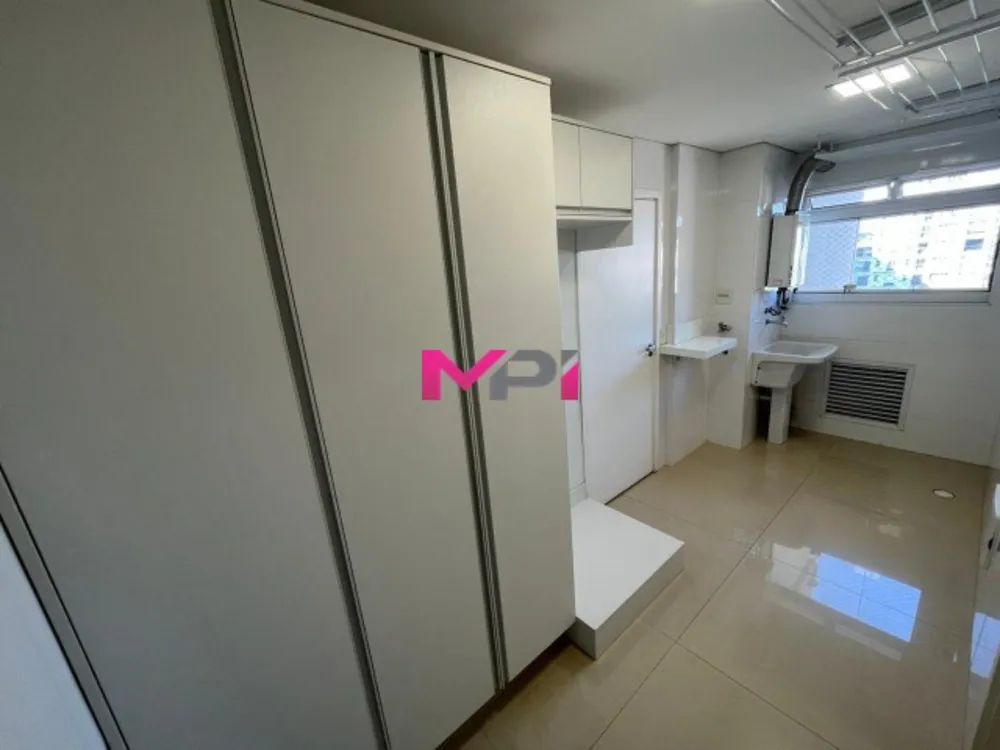 Apartamento, 3 quartos, 166 m² - Foto 4