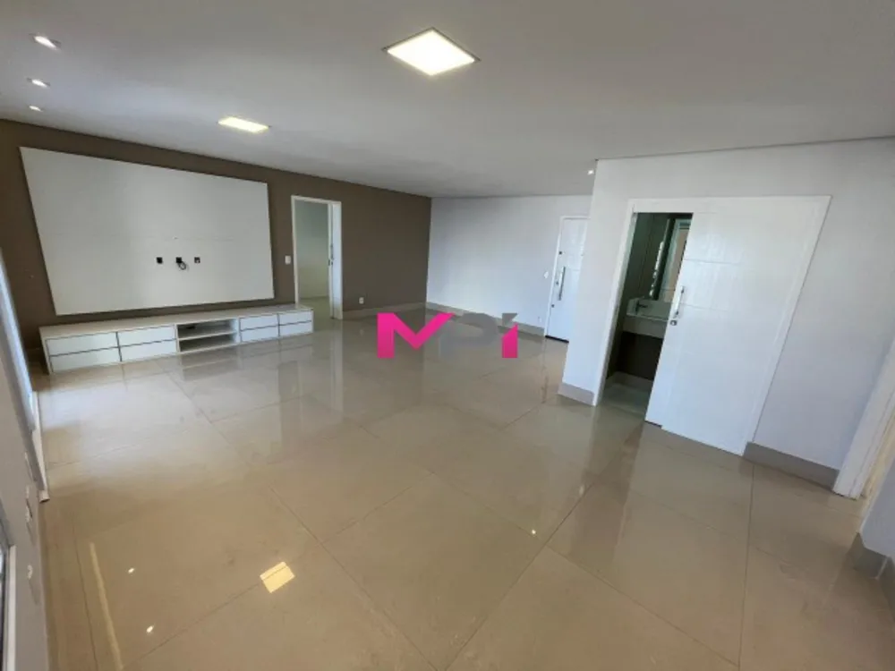 Apartamento, 3 quartos, 166 m² - Foto 1