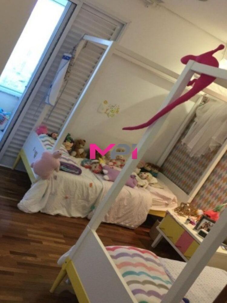 Apartamento, 3 quartos, 248 m² - Foto 12