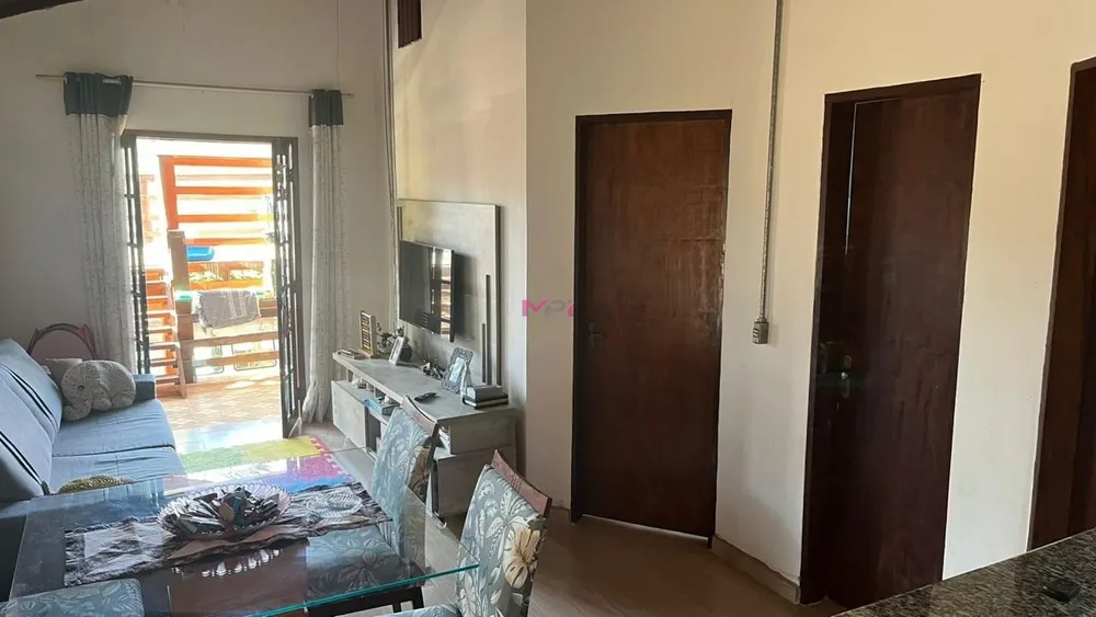 Chácara, 3 quartos, 1125 m² - Foto 2