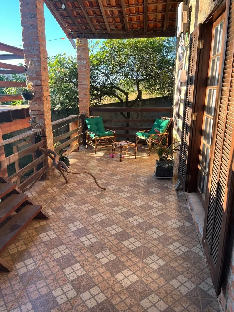 Chácara, 3 quartos, 1125 m² - Foto 4