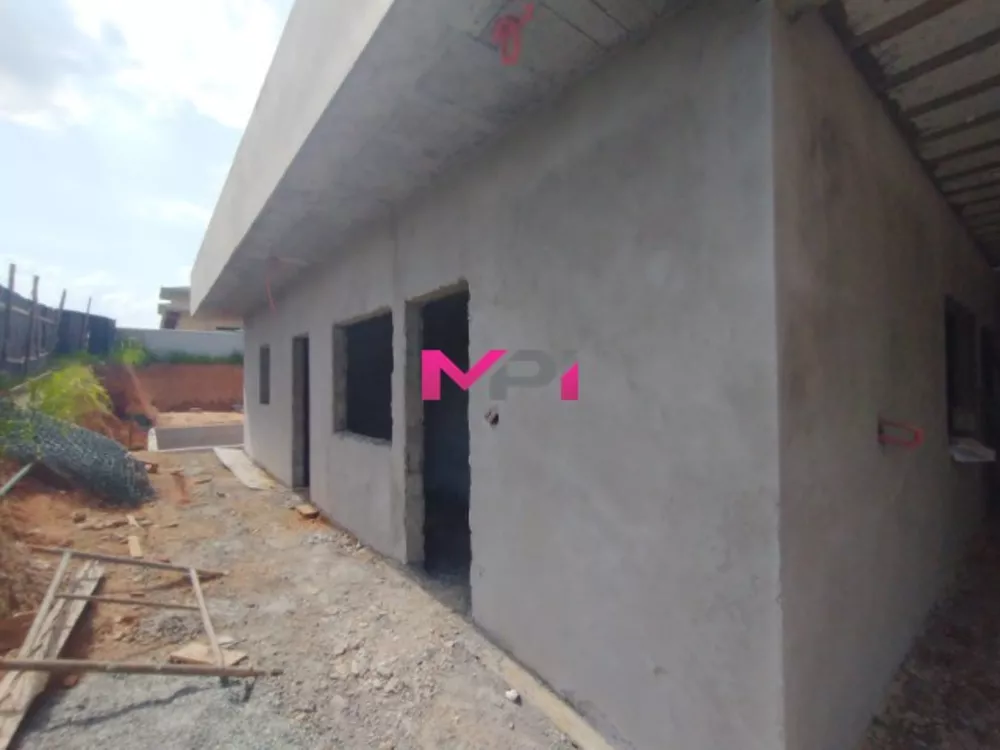 Casa de Condomínio à venda com 3 quartos, 327m² - Foto 4