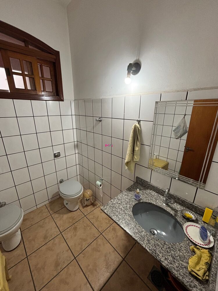 Casa à venda com 4 quartos, 454m² - Foto 4