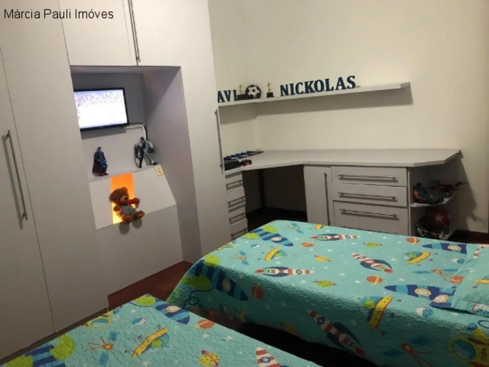 Sobrado, 3 quartos, 219 m² - Foto 2