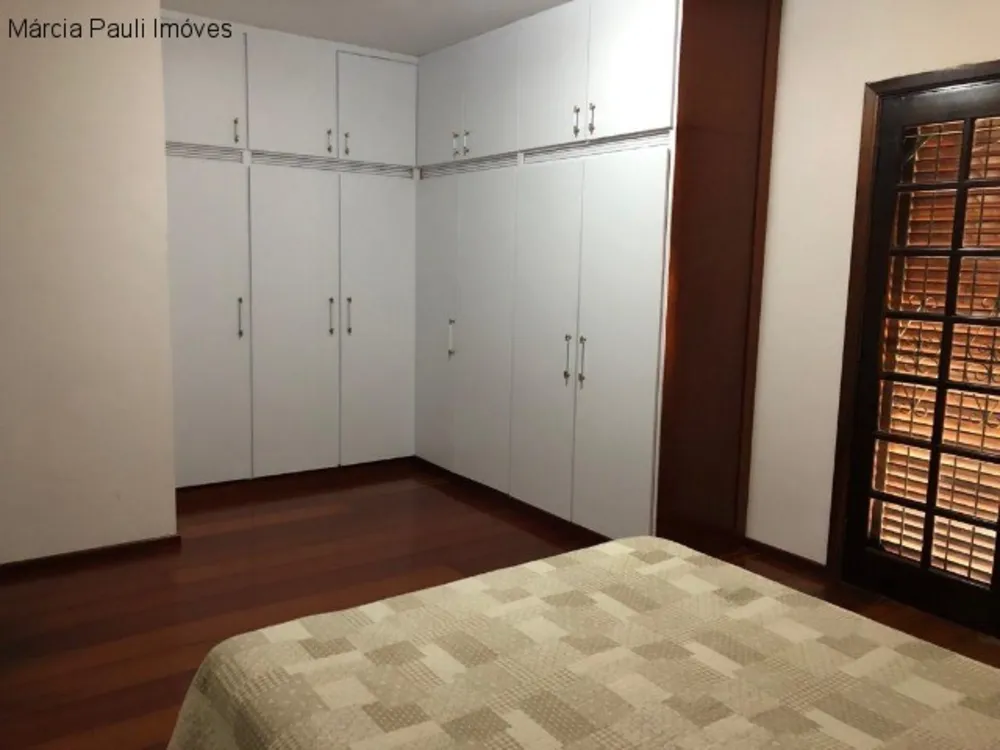 Sobrado, 3 quartos, 219 m² - Foto 1