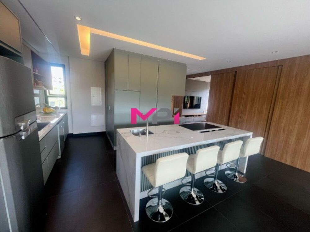 Casa de Condomínio à venda com 4 quartos, 456m² - Foto 3