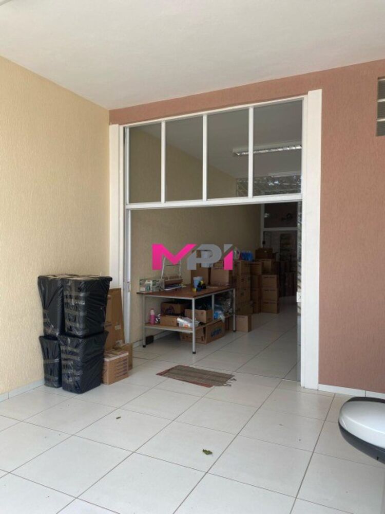 Sobrado à venda com 3 quartos, 269m² - Foto 8