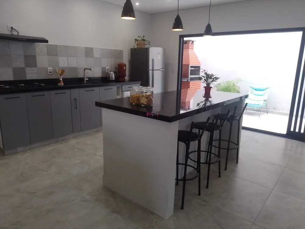 Casa, 3 quartos, 216 m² - Foto 4