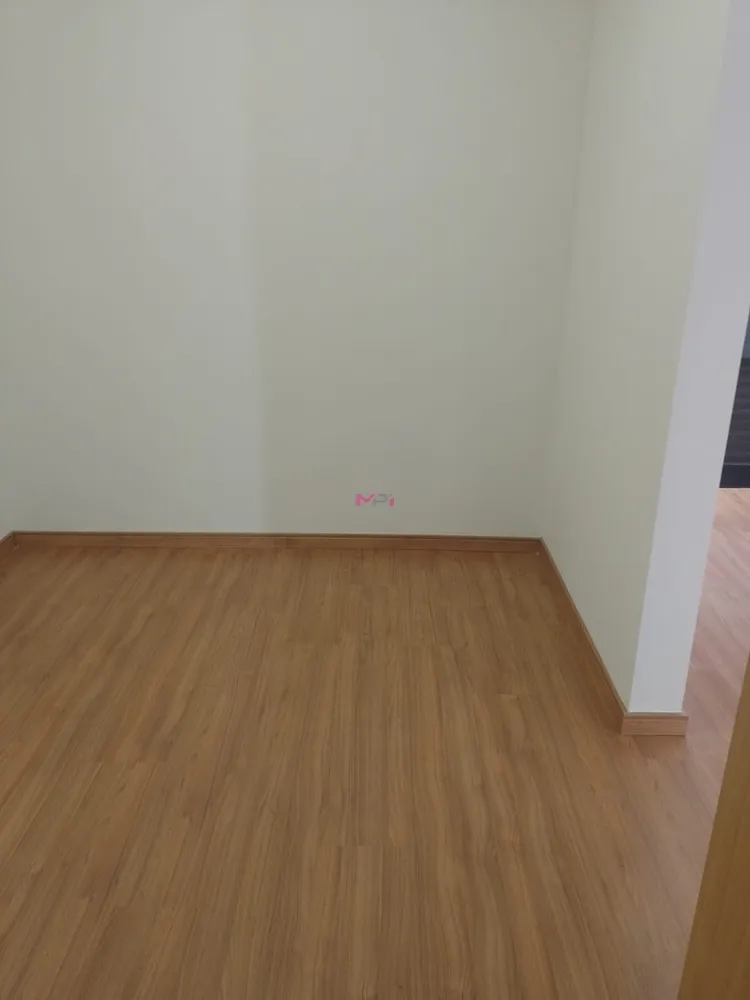 Casa, 3 quartos, 216 m² - Foto 2