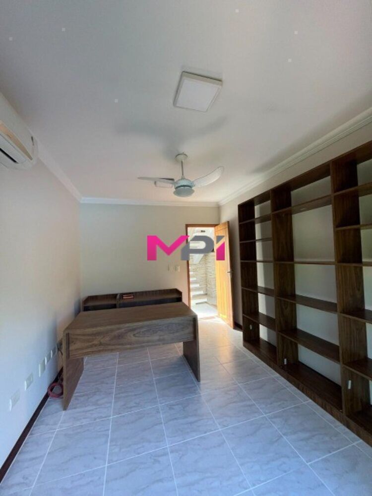Casa de Condomínio para alugar com 4 quartos, 360m² - Foto 14