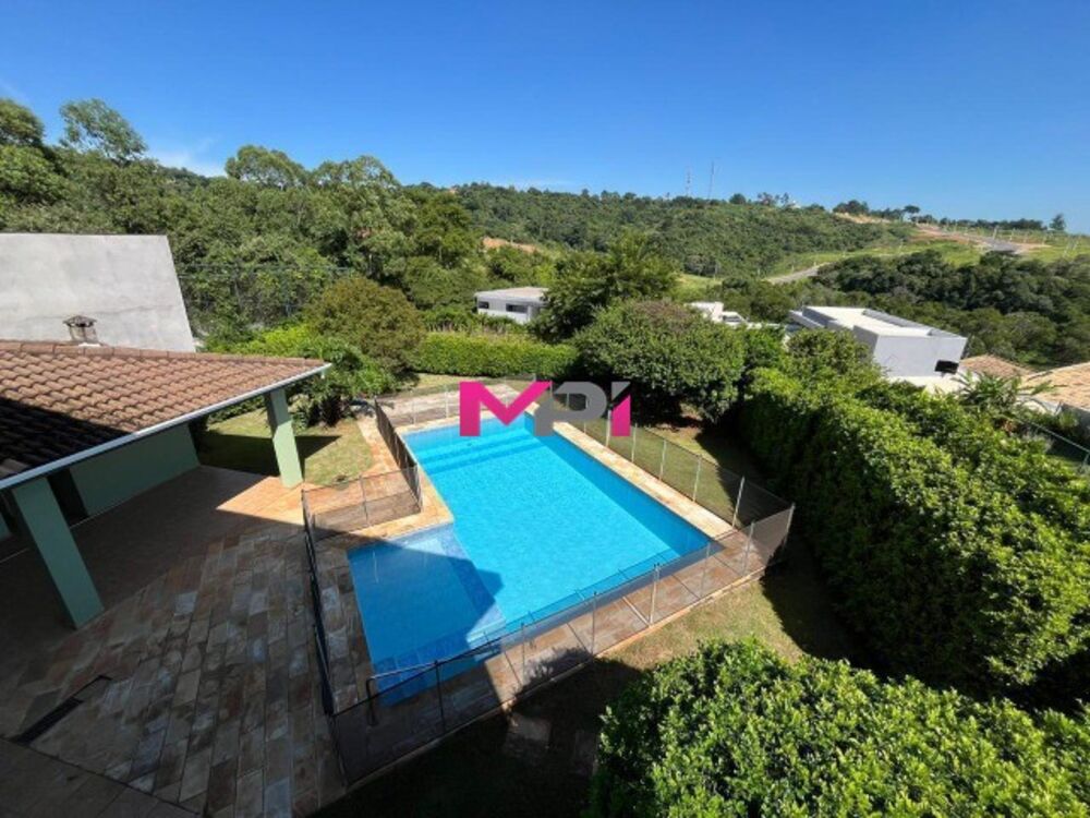 Casa de Condomínio para alugar com 4 quartos, 360m² - Foto 2