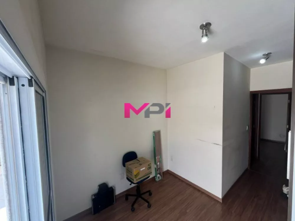 Casa à venda com 3 quartos, 167m² - Foto 7